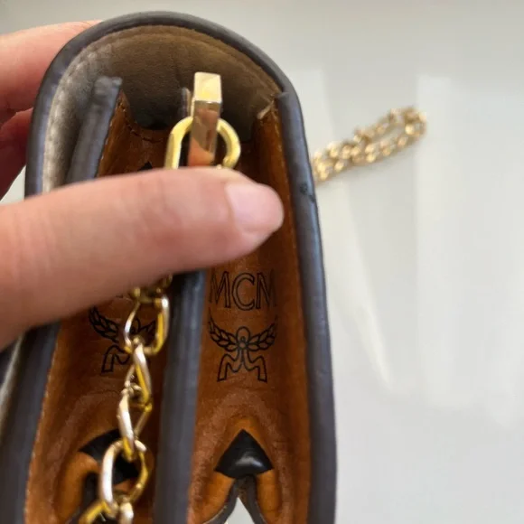 MCM PINK RABBIT WALLET ON CHAIN/ BELT BAG - Picture 5 of 12